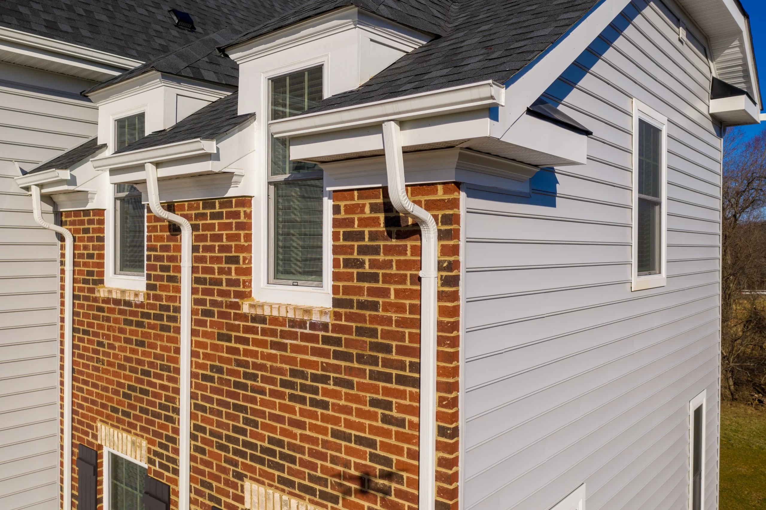 Downspout Gutter Installation – The Ultimate Guide for Homeowners Who Want Real Protection